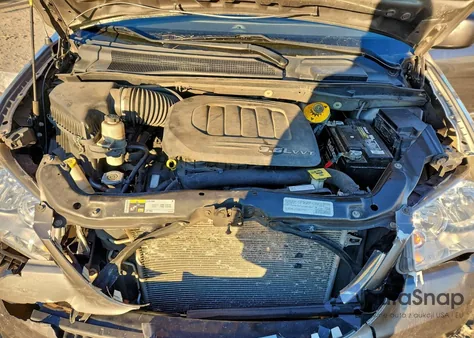 2015 Chrysler Town & Country Touring из США, поврежденный, VIN 2C4RC1BG1FR646208